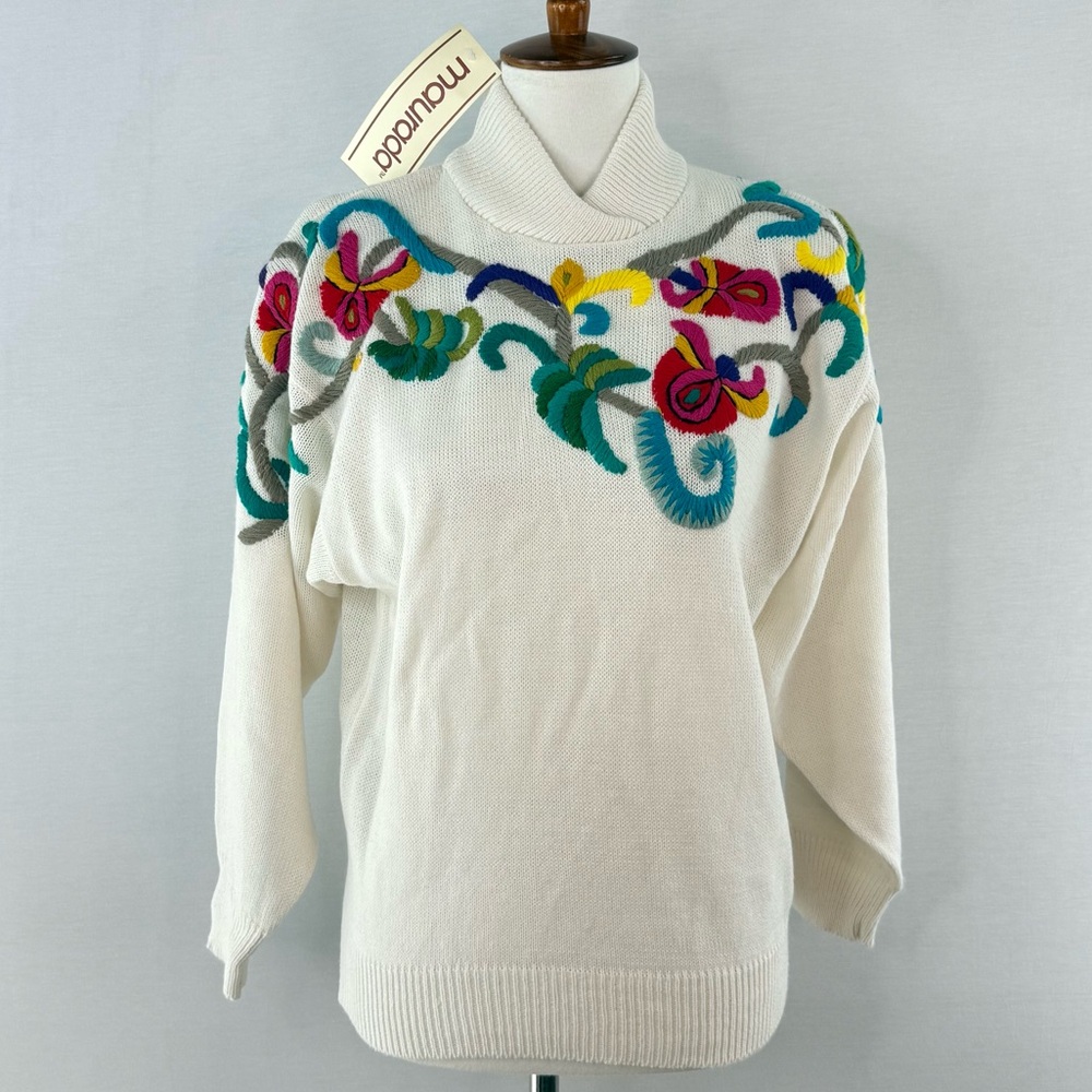 Maurada Vintage White Colorful Embroidery Sweater with Shoulder Pads NWT